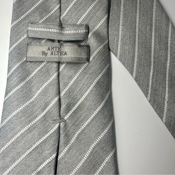 LNWOT Untipped LONG Arte by Aleta Gray Striped 100% Silk Classic Tie 61” 4” - Picture 3 of 6